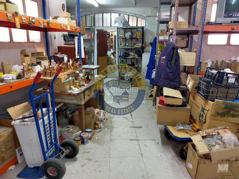 Foto 8649b331-f6e9-444a-aba7-b6b2bae6e524. Local comercial local con estudio a la venta en San Esteban. en León