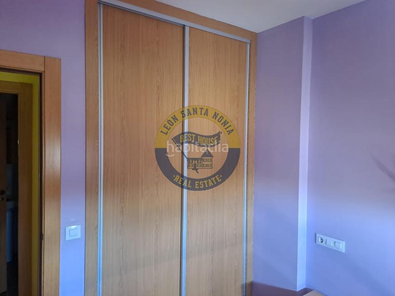 Foto 3f9ed13d-7cc0-41d4-90ed-9a4742808859. Casa adossada amb calefacció aparcament a Garrafe de Torío