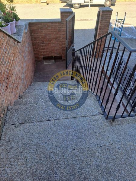 Foto 96f2a7f1-3bc6-4dc8-b0fd-636bf31b7a48. Casa adossada amb calefacció aparcament a Garrafe de Torío