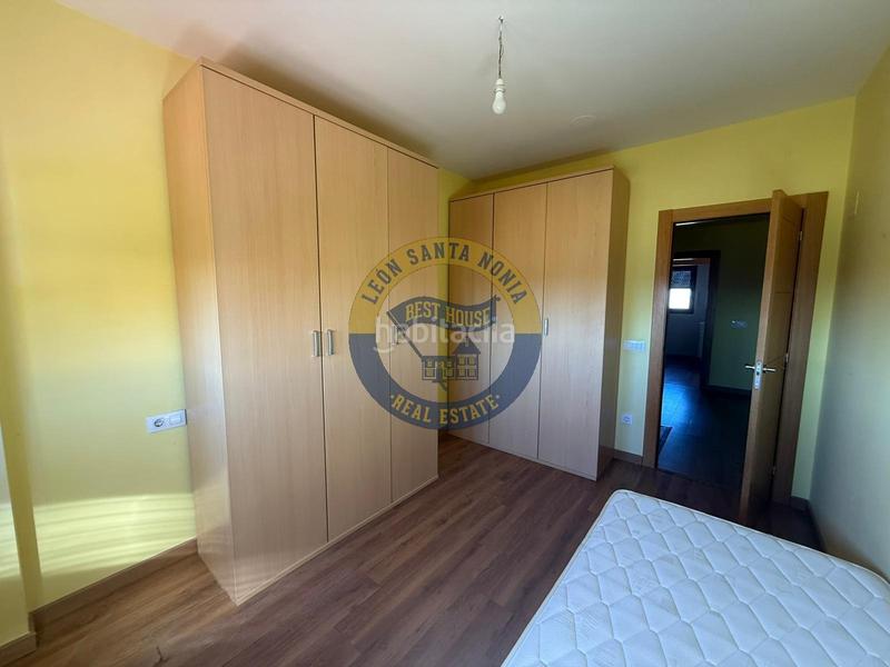 Foto 9b63e01c-5917-4625-9e08-6a312779f4b4. Casa adossada amb calefacció aparcament a Garrafe de Torío