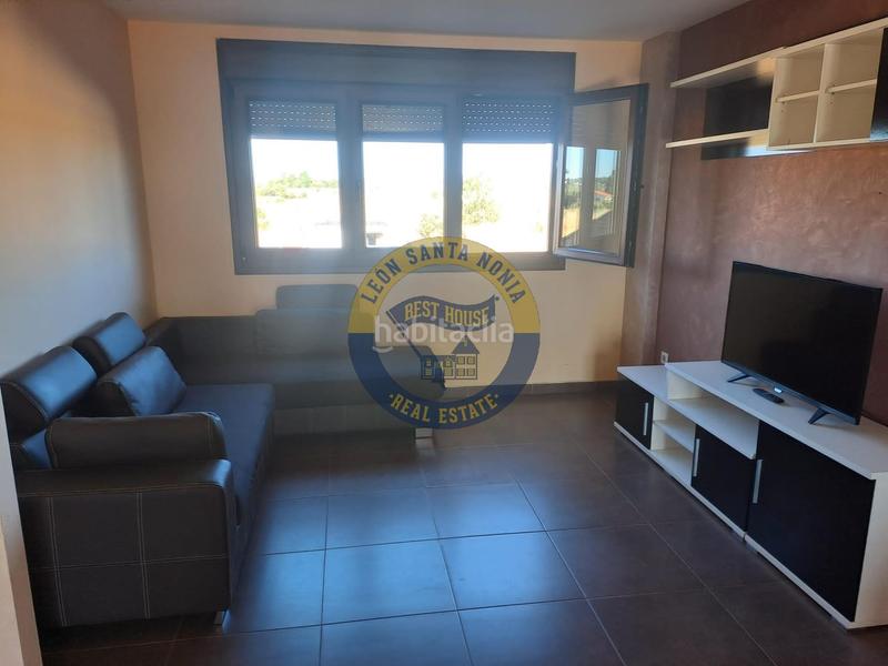 Foto a3b7bc98-f9cd-47e3-ab89-41c084aacc0c. Casa adossada amb calefacció aparcament a Garrafe de Torío