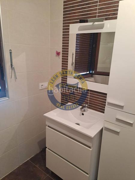 Foto ad11d483-4d9d-4554-9a87-56fce004913f. Casa adossada amb calefacció aparcament a Garrafe de Torío