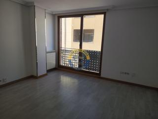 Appartement à Villaquilambre. Piso a la venta en villaobispo de las regueras.