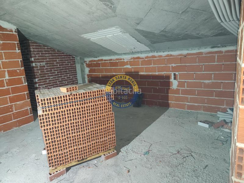 Foto a3236808-03b5-477d-aa8c-f414bd739d04. Àtic a Villaquilambre