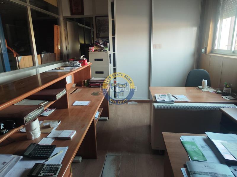 Foto 20335e71-3e84-4f3b-9da8-48665e6f0707. Nave industrial  a la venta . en Villaquilambre