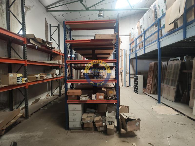 Foto 2b3364e1-6d21-46de-9908-0f3ed37faaac. Nave industrial  a la venta . en Villaquilambre