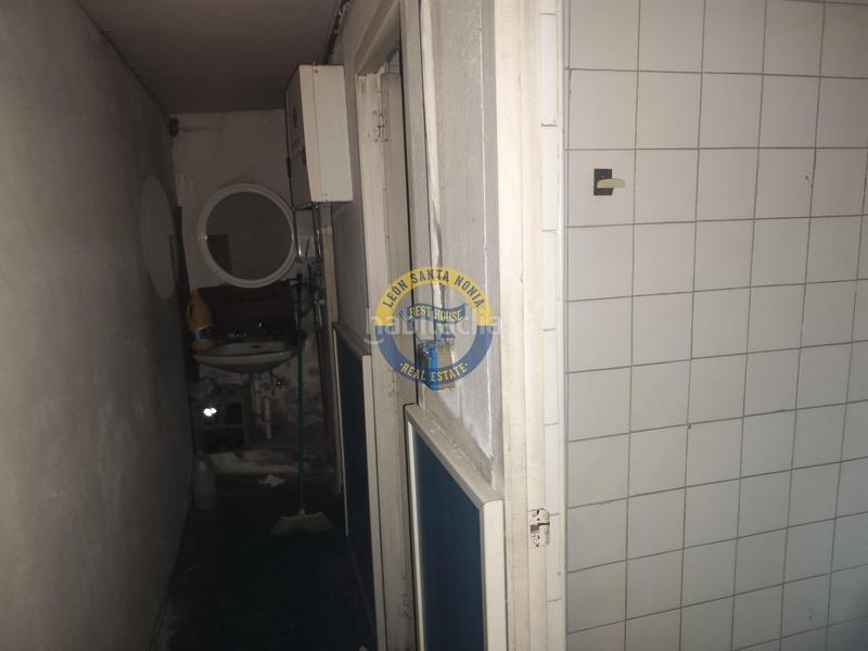 Foto 3dcf7bbe-d952-41a3-b0b6-d4c904f14d24. Nave industrial  a la venta . en Villaquilambre