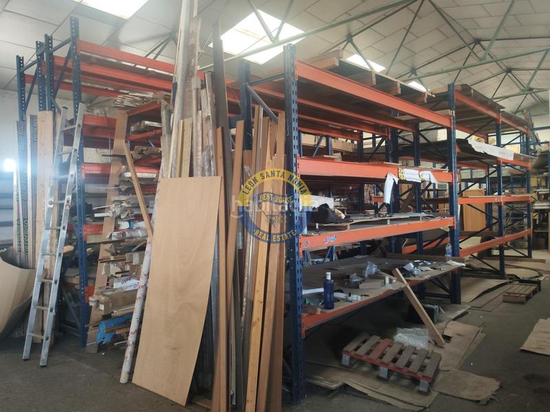 Foto 45e37d0f-38b5-4ec6-b821-799ecc1b8bc9. Nave industrial  a la venta . en Villaquilambre