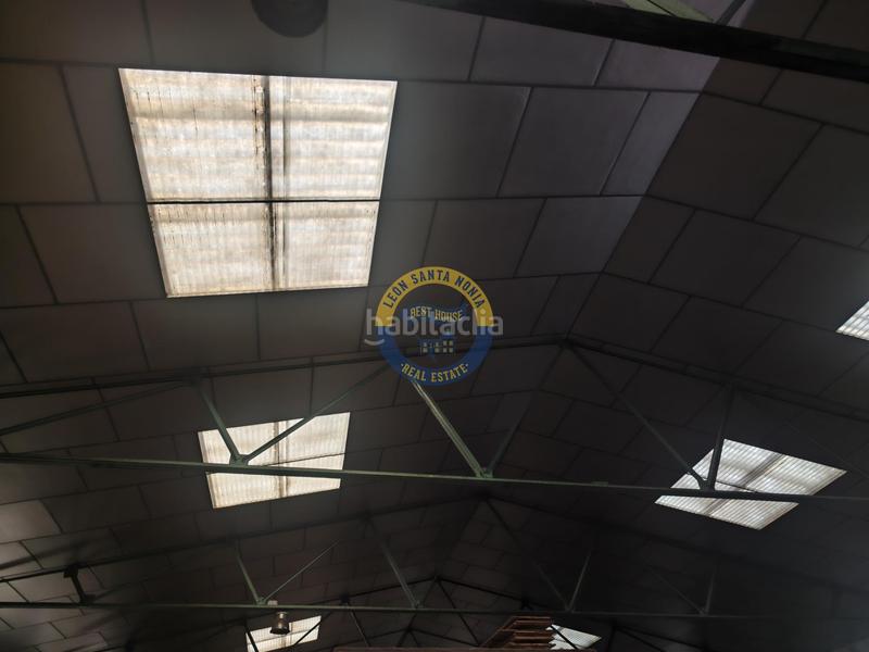 Foto 668ed96f-3ca4-452c-b5b8-f7441086f4fe. Nave industrial  a la venta . en Villaquilambre