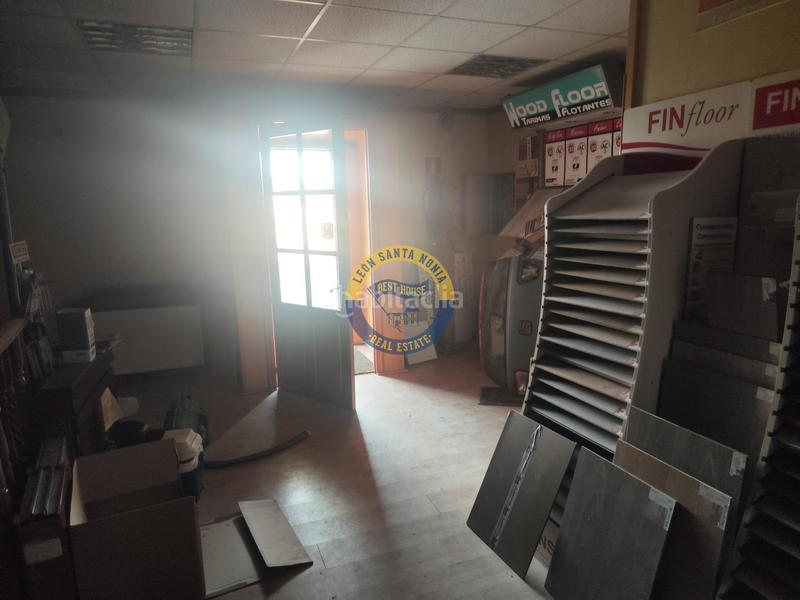 Foto 891a18df-96ad-420d-be87-7d60fedf1b0b. Nave industrial  a la venta . en Villaquilambre