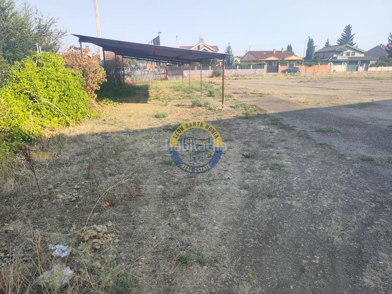 Foto c940fd2e-0254-4392-aff3-07b57fee7545. Nave industrial  a la venta . en Villaquilambre