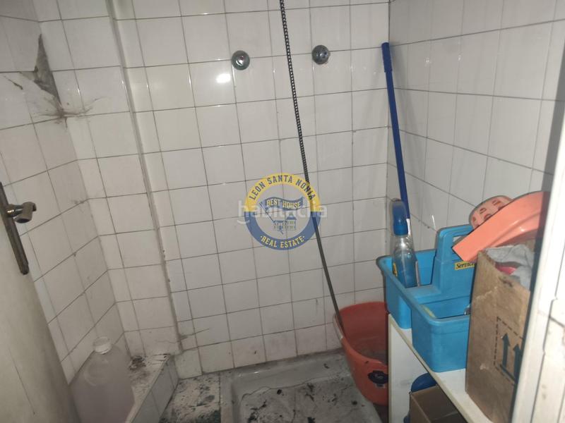 Foto ccfe98dc-ddff-4732-bba8-c68a6b1d4d3c. Nave industrial  a la venta . en Villaquilambre