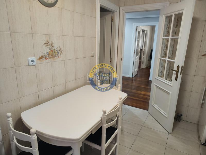 Foto 633b24ba-a744-4e0a-a103-6c38dd69528e. Affitto appartamento con riscaldamento parcheggio in León