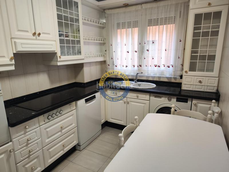 Foto fcb9e487-71b7-4345-9864-24ea98051ab0. Affitto appartamento con riscaldamento parcheggio in León