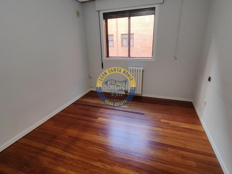 Foto b5602516-d604-4186-8430-6fa9cc860e8f. Alquiler piso  en alquiler en la chantría. en León