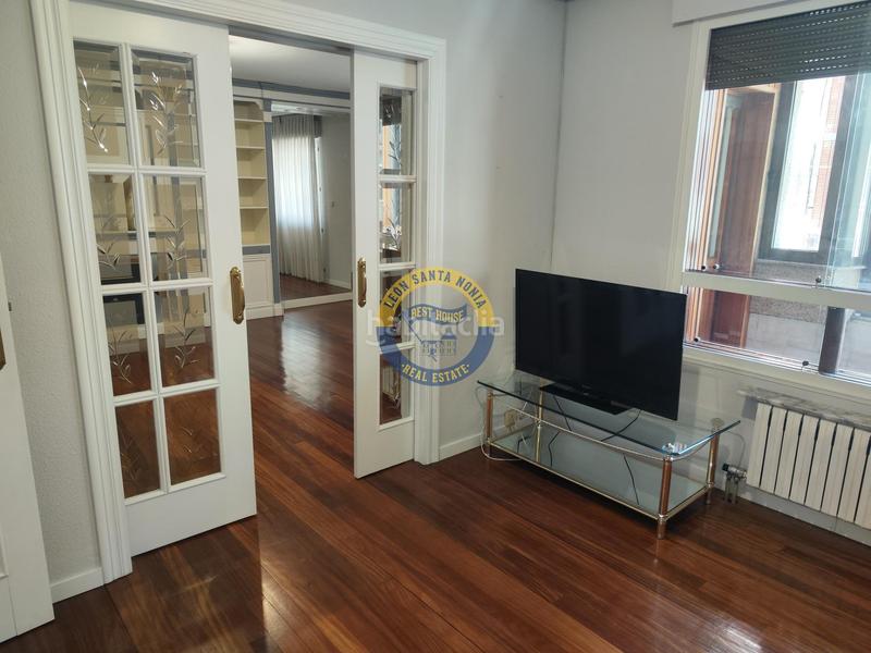 Foto cb6c163c-f3f8-4a62-b441-e991da7a72e0. Alquiler piso  en alquiler en la chantría. en León