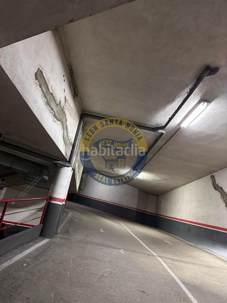 Foto 44db341e-a5fe-4a0c-a8f0-eff2221e0133. Miete autoparkplatz in Casco Antiguo León