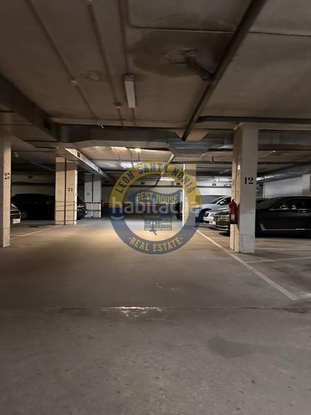 Foto ea162b3c-d873-4a29-83ec-a9cf10ea2695. Miete autoparkplatz in Casco Antiguo León