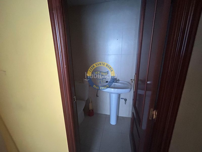 Foto d96d4610-9804-4488-83b5-ddfe64cec023. Local comercial a Las Ventas León