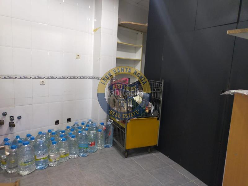 Foto eca6ead6-6eb0-49fe-afd6-1d2a0db1cae4. Local commercial dans Puente Castro León