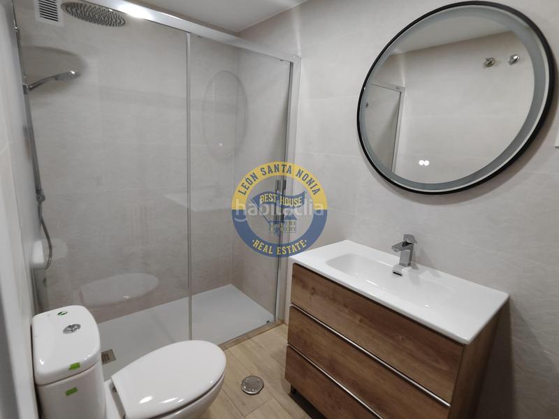 Foto 889ff572-7d5d-4467-a110-2dc6b5ccab17. Location appartement avec chauffage parking dans San Claudio - La Chantría León