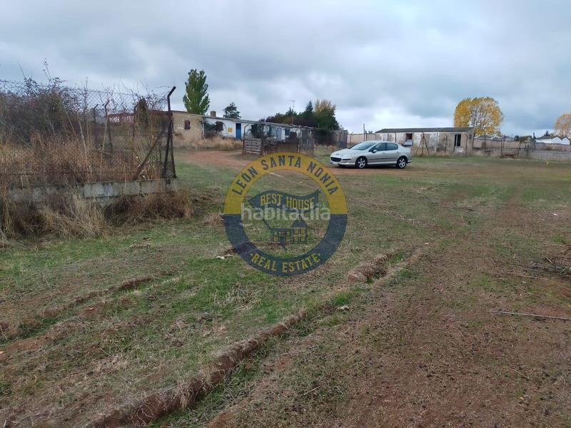 Foto 1943d5c5-3f22-41a4-b26f-8d7482ccb21c. Fabrikhalle in Valverde de la Virgen