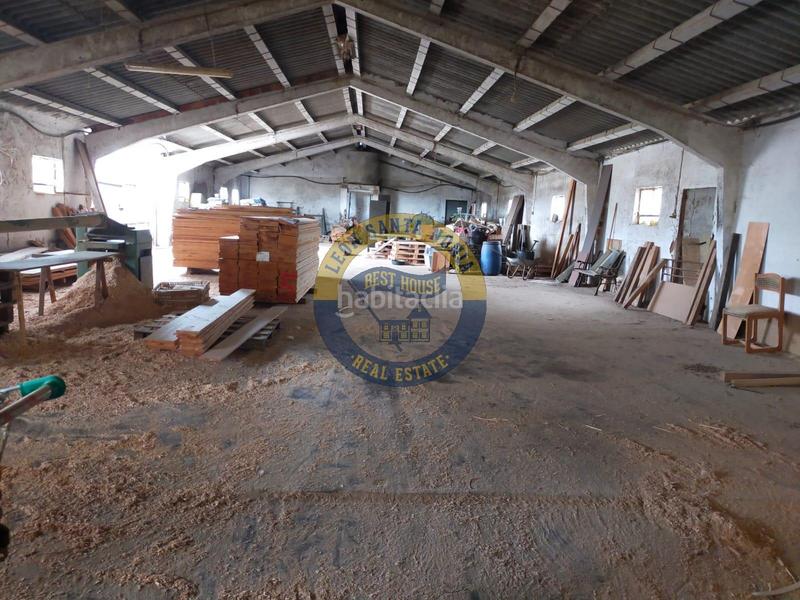 Foto 55029b1f-60b2-4e6a-8b33-42a7b81fffc6. Fabrikhalle in Valverde de la Virgen