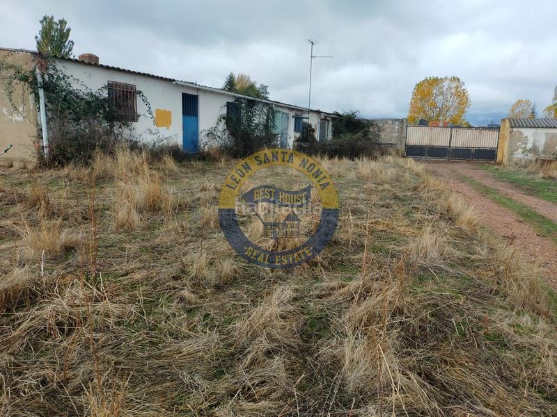 Foto 7098efd7-0e7e-45ed-b9f3-abca6692d1e1. Fabrikhalle in Valverde de la Virgen