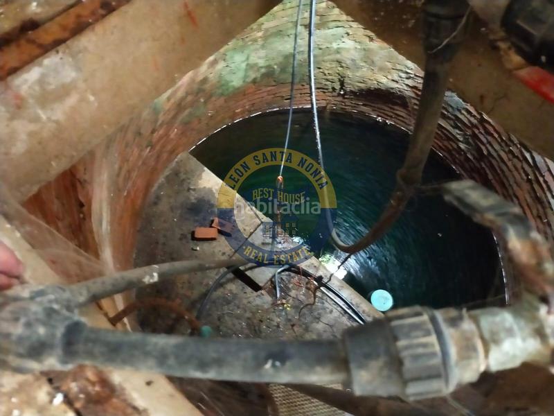 Foto fcc9ab10-e609-4be5-b26d-06ba86be3f2a. Fabrikhalle in Valverde de la Virgen