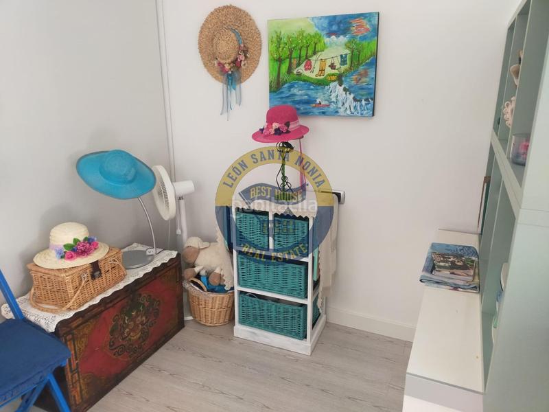 Foto 24080c2a-8cdb-4efc-a9aa-8f879493ae2c. Pis amb calefacció a Centro Ciudad León