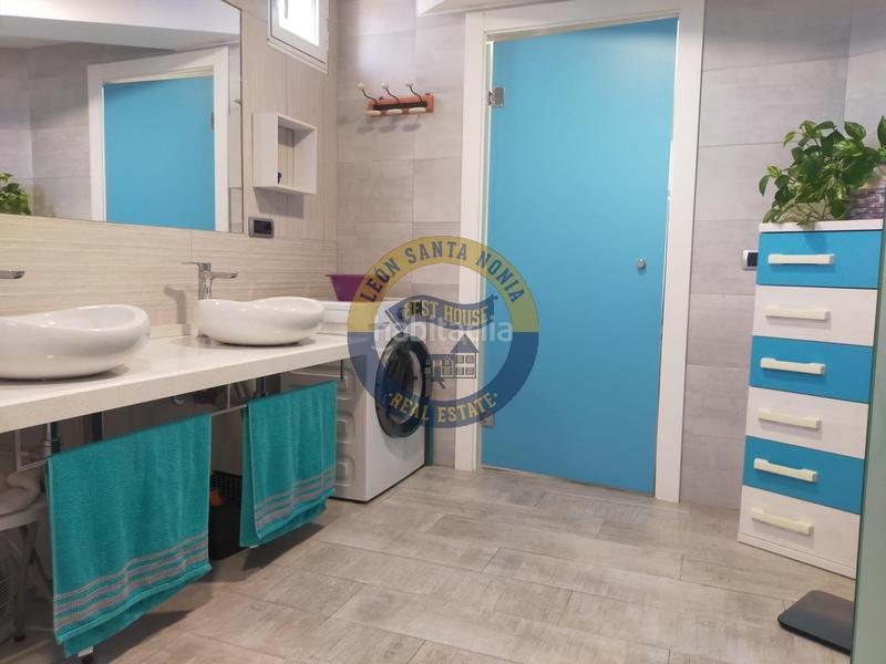 Foto c1a1e228-a38f-4e5f-a7b0-6446472ddc3c. Pis amb calefacció a Centro Ciudad León