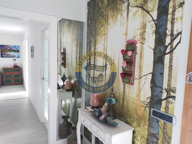 Foto c4bbe380-cbff-4902-9240-732e185a9e94. Pis amb calefacció a Centro Ciudad León