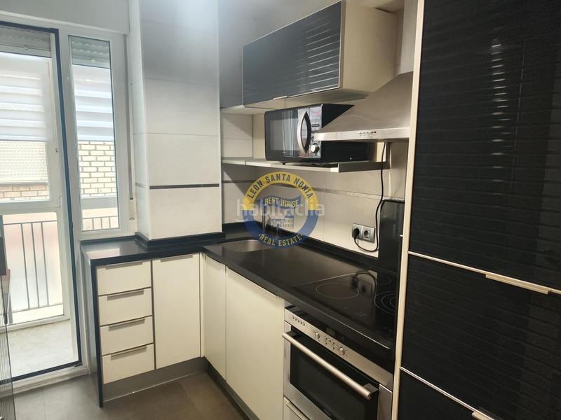 Foto 045c0a76-bc47-4f36-868a-ae69650c360e. Alquiler piso apartamento en alquiler en el centro . en León