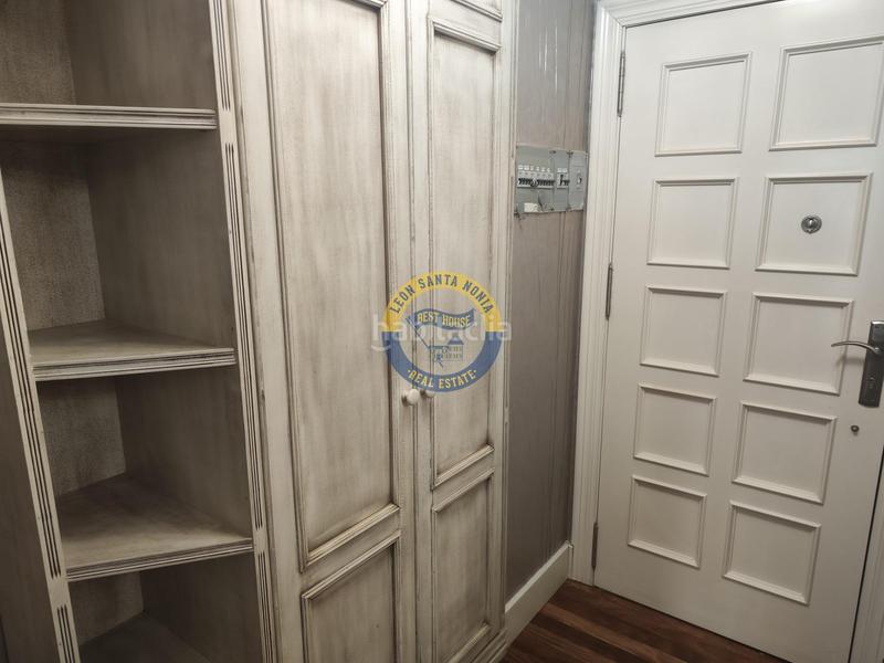 Foto 0c38fd2b-5823-4543-b12f-ec6b5c9c599f. Alquiler piso apartamento en alquiler en el centro . en León