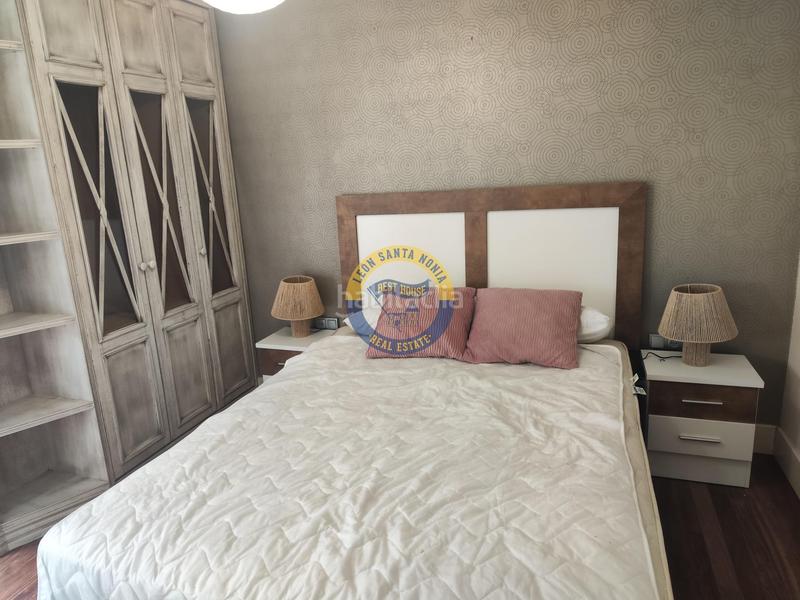 Foto 23cb3e76-ffb5-4568-91c2-7ecb445443ac. Alquiler piso apartamento en alquiler en el centro . en León