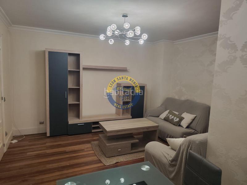 Foto c551c524-38cf-492d-8cc6-3bc80d8a399e. Alquiler piso apartamento en alquiler en el centro . en León