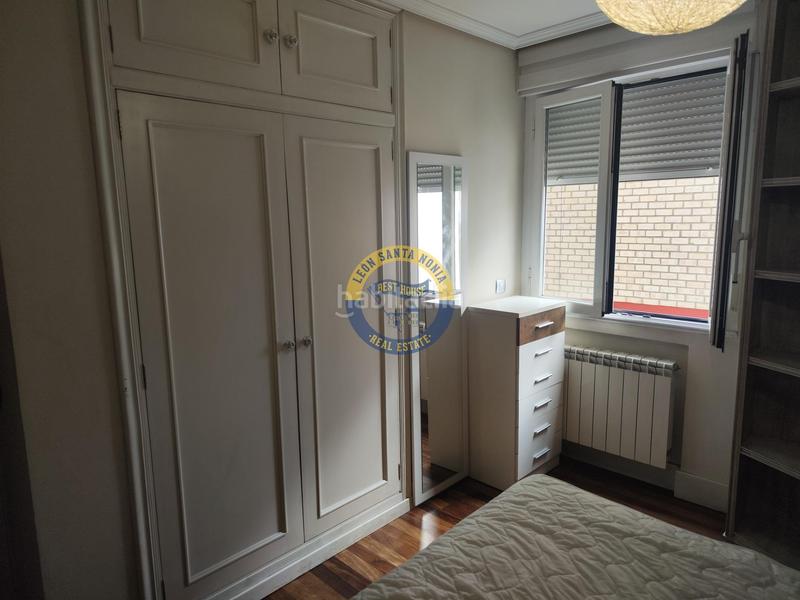 Foto cb993fe4-7d27-4c77-bfef-a481b864d1f8. Alquiler piso apartamento en alquiler en el centro . en León
