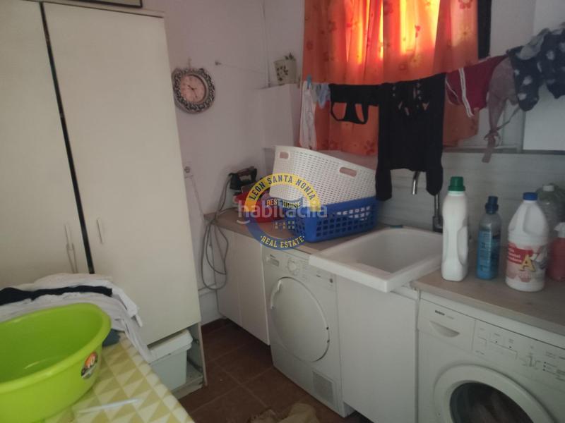 Foto 6837b54a-7954-4073-a972-a14568d6024f. Chalet mit heizung parking in Villaquilambre