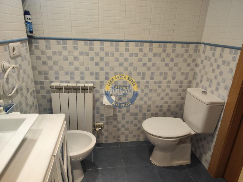 Foto 93495527-0618-40a7-b4cb-83744cc932c3. Chalet mit heizung parking in Villaquilambre