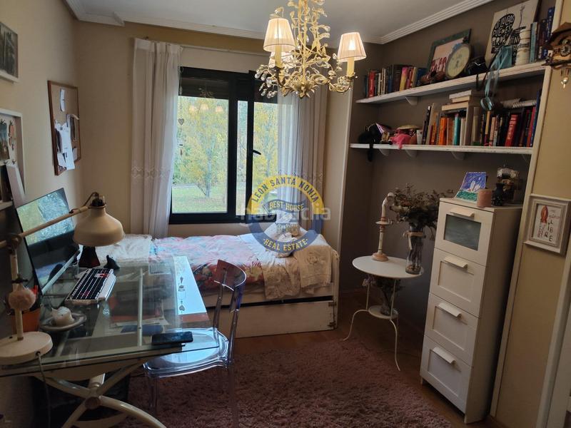 Foto f0187456-3159-4620-8016-5f63935bb591. Chalet mit heizung parking in Villaquilambre