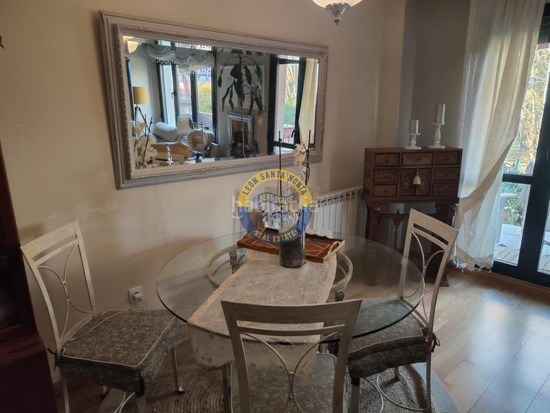 Foto feee7fae-59ef-440b-bcb7-be812d0fb157. Chalet mit heizung parking in Villaquilambre