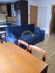 Miete Etagenwohnung in La Lastra. Apartamento en alquiler en la chantría.