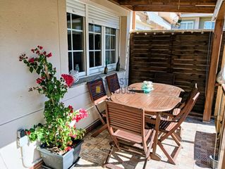 Casa a schiera in Villaquilambre. Chalet adosado a la venta en navatejera, en la zona del hotel sa