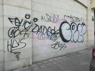 Local Comercial a San Mamés - La Palomera
