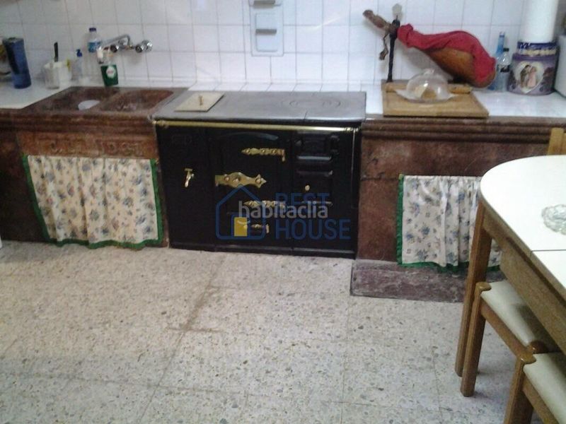 Foto 9255f12e-f7e9-4ed5-8d13-b0a19ff9b571. Casa a Boñar