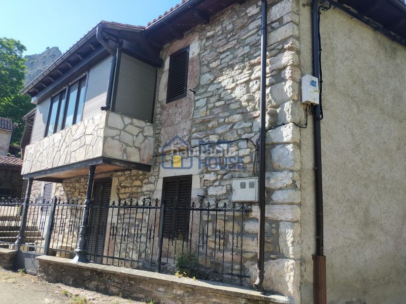 Foto 96b3448b-b161-4bfc-8729-784854b08659. Casa a Boñar