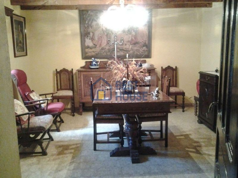 Foto a3e888ef-c41b-475e-83ba-9d0e5f681248. Casa a Boñar