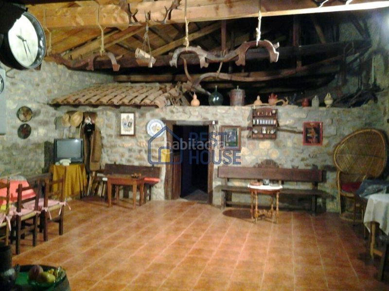 Foto a4ad9612-38c2-49f5-9bd8-2d710774174e. Casa a Boñar