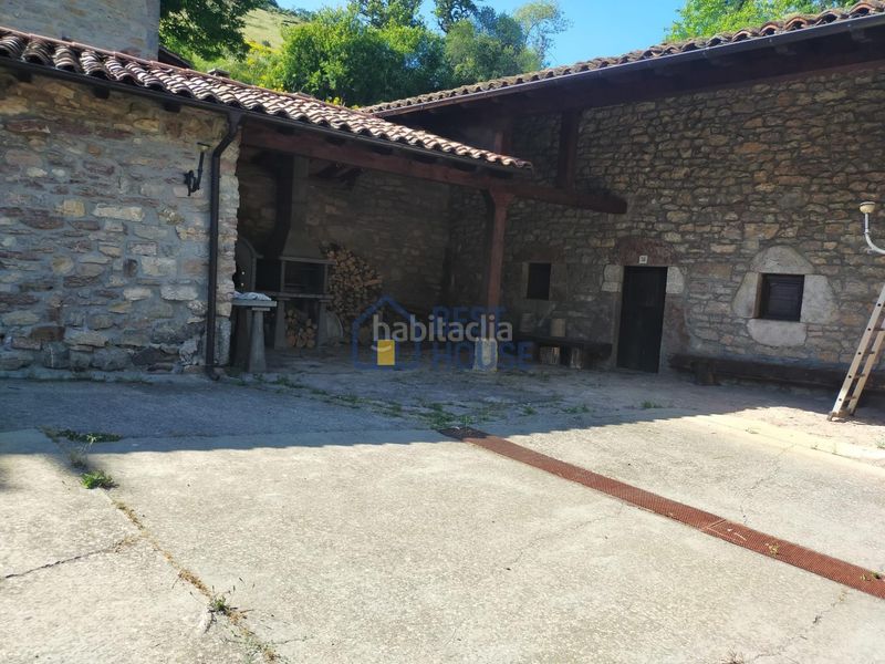 Foto e5e50b42-85ea-4824-b983-7aac5d37d03a. Casa a Boñar