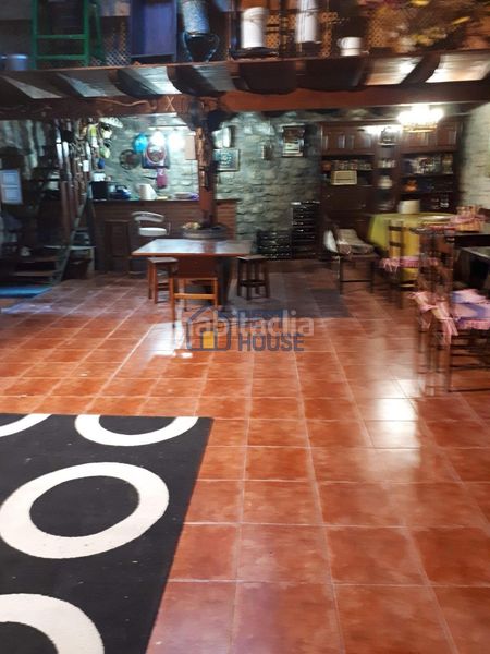 Foto e85b1ef8-c732-4038-9513-6f57e0dc47de. Casa a Boñar